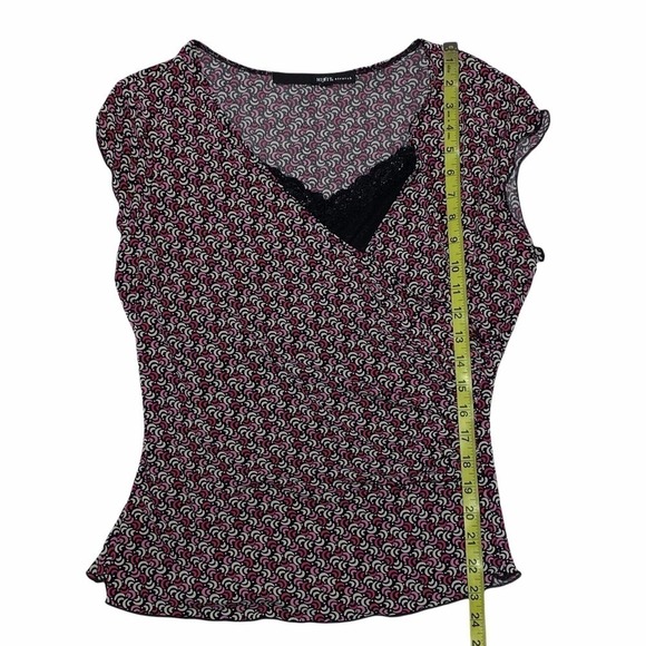 MIX It Stretch Black & Pink Geometric Print Short Sleeve Lace Blouse - Picture 6 of 12